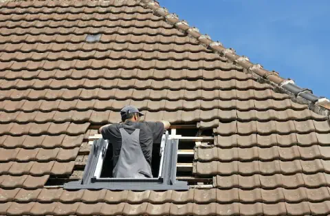 Pose de velux à Sainte-Terre